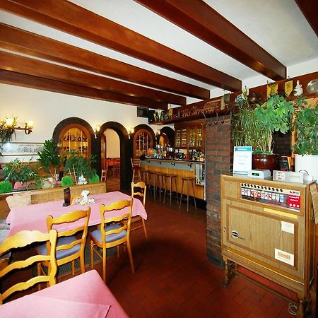 Hotel Konert Бергхайм Екстериор снимка