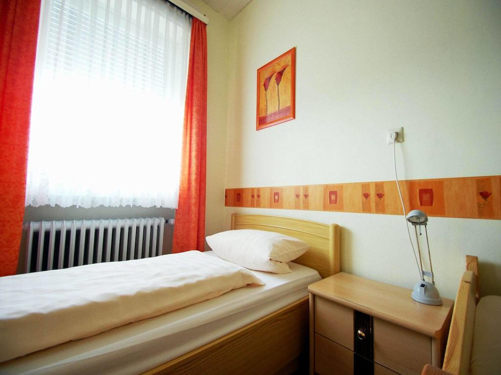 Hotel Konert Бергхайм Стая снимка