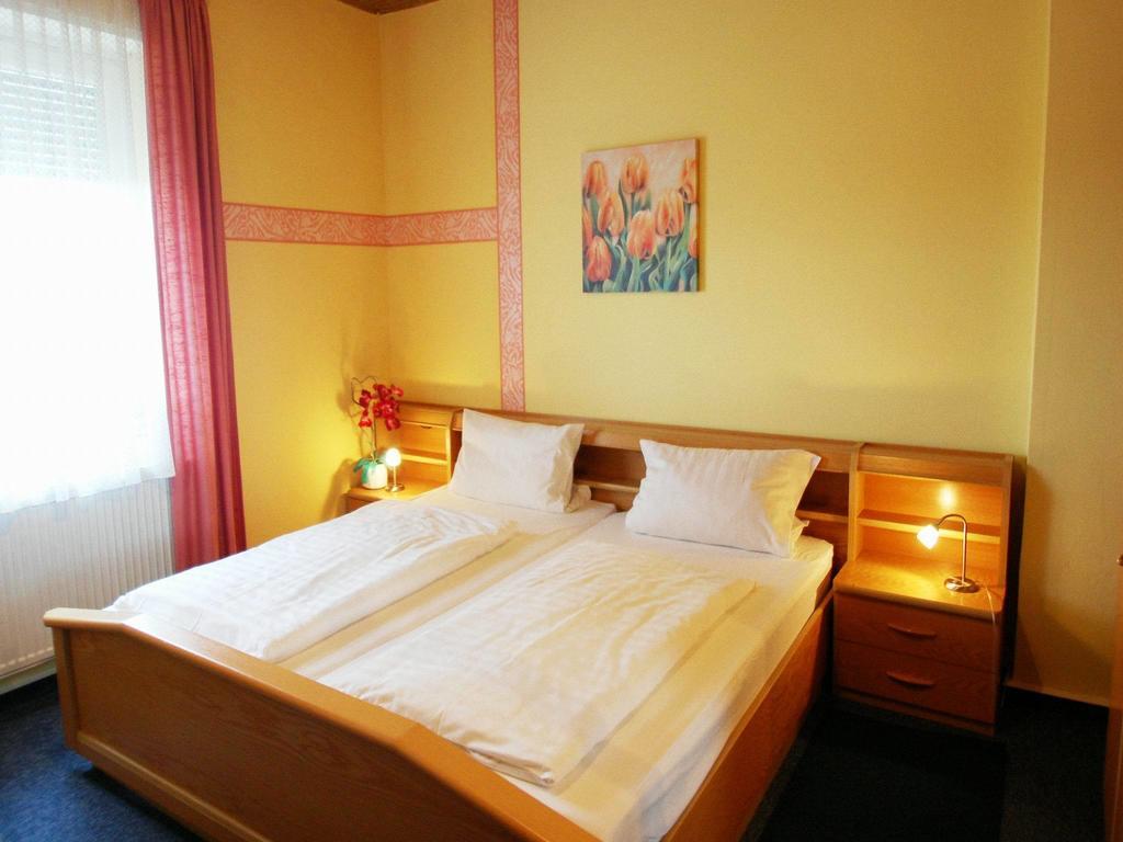 Hotel Konert Бергхайм Стая снимка